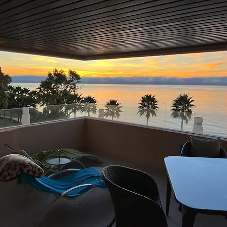 Bahia De La Plata Seafront Apartment